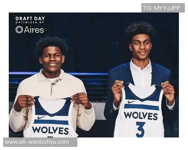 爱德华兹谈三人性格差异与默契直言杰登与里德都很安静 爱德华兹谈三人性格差异与默契直言杰登与里德都很安静